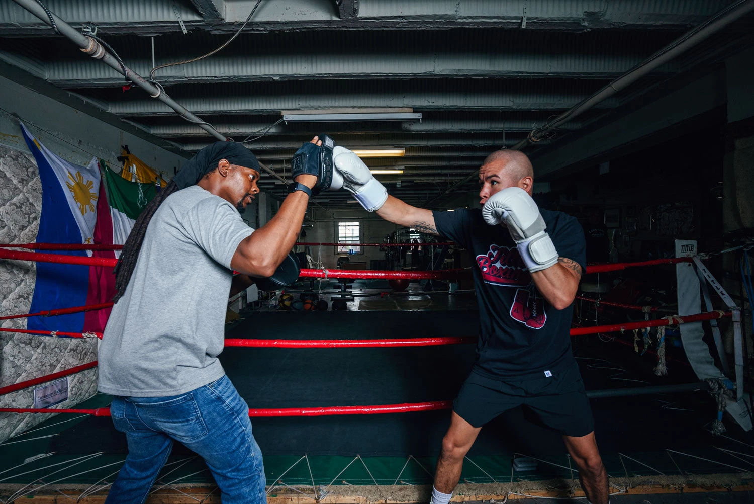 TITLE Black Blitz Micro Mitts 2 TITLE Black Blitz Micro Mitts - Image 2