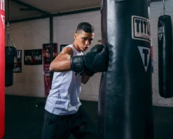 TITLE Black Blitz Bag Gloves -Title Boxing Store BKVBGBK 1