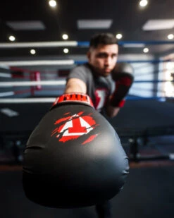 TITLE Classic Shredded Boxing Gloves -Title Boxing Store CABG10BKRD 3