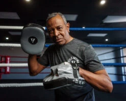 TITLE Boxing Cobra Micro Mitts 3.0 -Title Boxing Store CMPM3GRBK 1