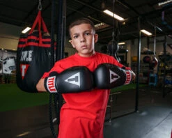 TITLE Classic Super Bag Gloves 2.0 -Title Boxing Store CSBG2BK 2