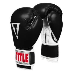 TITLE Classic Pro Style Training Gloves 3.0 29 TITLE Classic Pro Style Training Gloves 3.0 -Title Boxing Store CVVTG3 BK WH 002