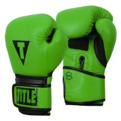 TITLE Boxing Dauntless Training Gloves 30 TITLE Boxing Dauntless Training Gloves -Title Boxing Store DNTTG GN BK 2