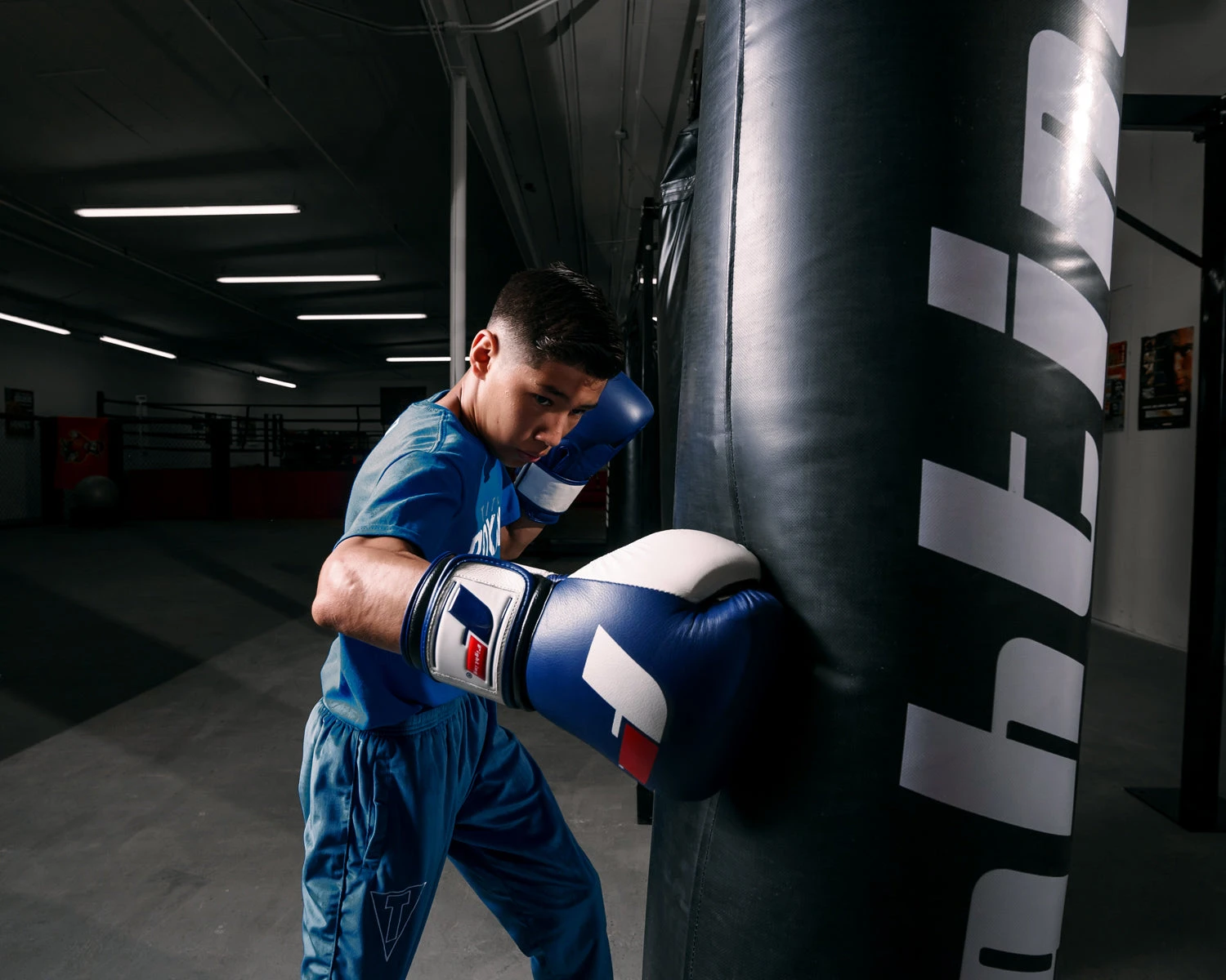 Fighting Force Leather Bag Gloves 2 Fighting Force Leather Bag Gloves - Image 2