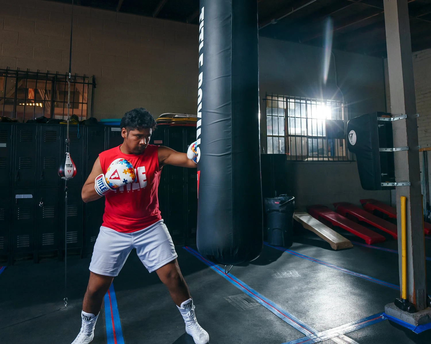 TITLE Boxing Gel World V2T Limited Edition Autism Awareness Bag Gloves 8 TITLE Boxing Gel World V2T Limited Edition Autism Awareness Bag Gloves - Image 8