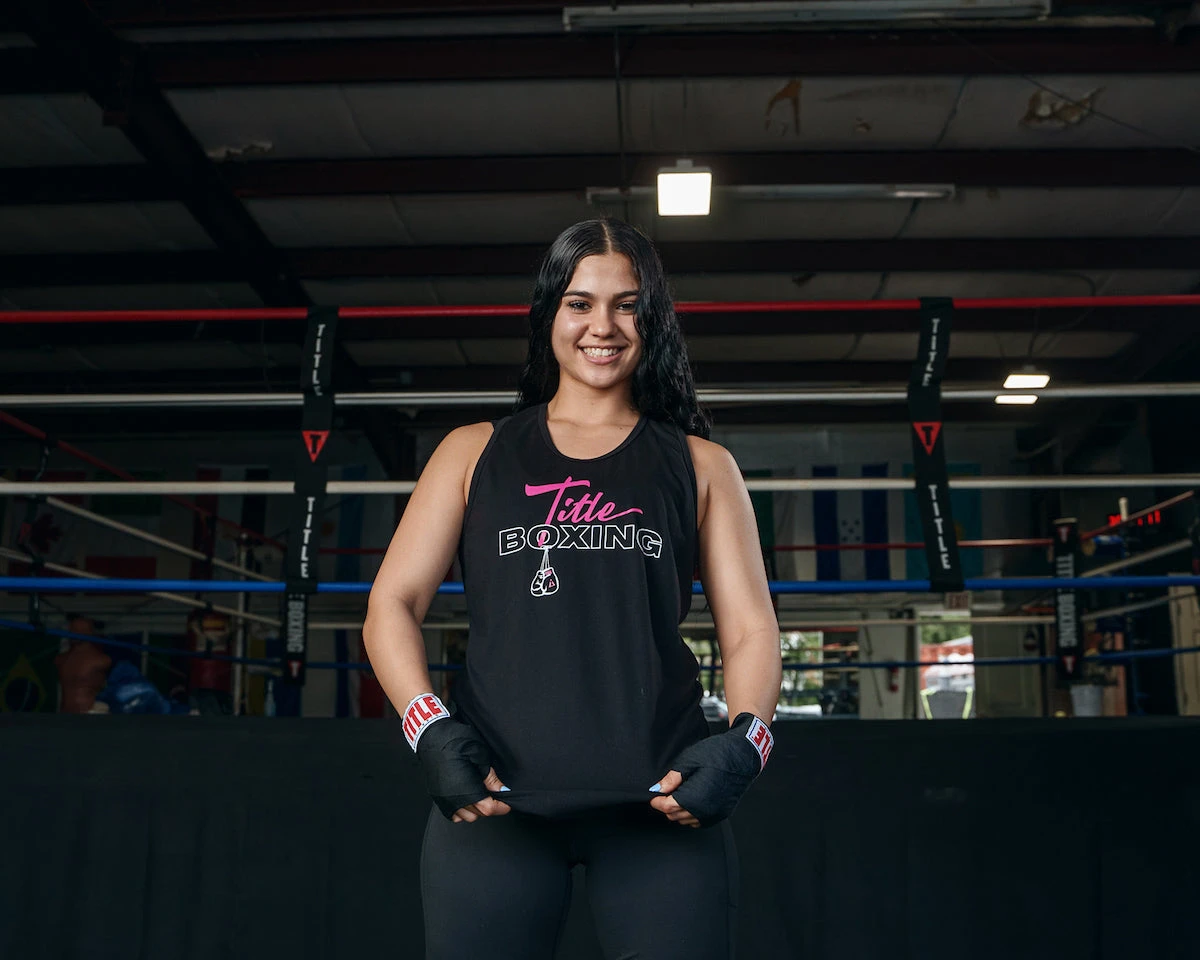 TITLE Boxing Chic Script Women's Tank 5 TITLE Boxing Chic Script Women's Tank - Image 5