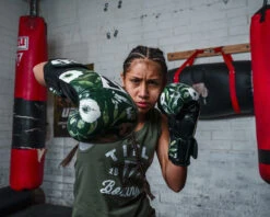 TITLE Boxing Floral Bag Gloves 14 TITLE Boxing Floral Bag Gloves -Title Boxing Store OAFLBGFL 2