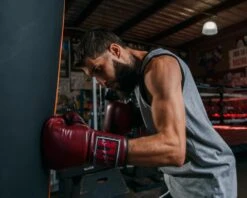 TITLE Boxing Sugar Ray Leonard Throwback Leather Bag Gloves -Title Boxing Store SRLTLBGMR 2