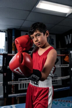 TITLE Boxing Aerovent Elite Amateur Set – Black/Red Dazzle Polyester Competition Uniform 31 TITLE Boxing Aerovent Elite Amateur Set – Black/Red Dazzle Polyester Competition Uniform -Title Boxing Store TABSRD