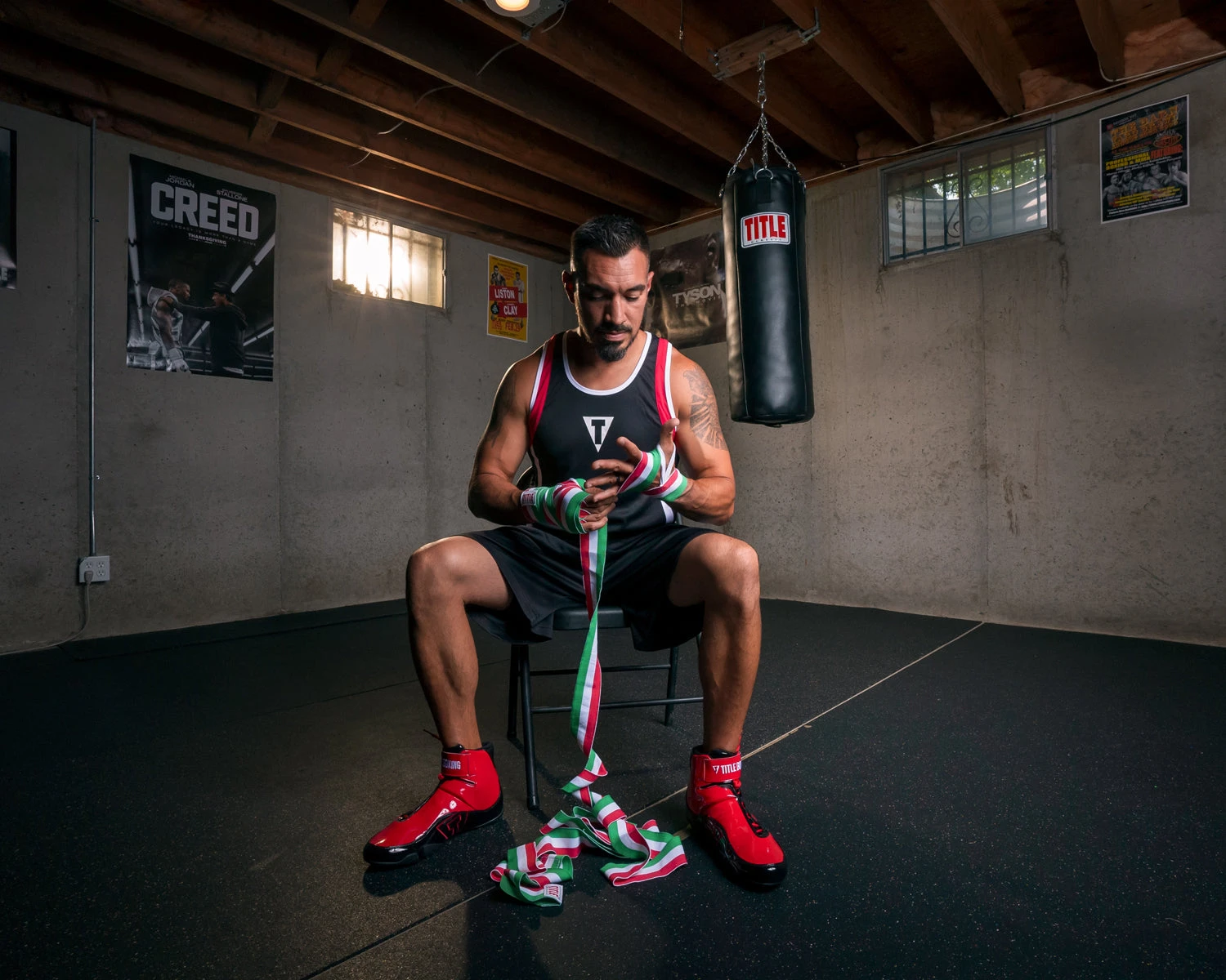 TITLE Boxing White Velpeau 177" Amateur Competition Hand Wraps - USA Boxing Approved 2 TITLE Boxing White Velpeau 177" Amateur Competition Hand Wraps - USA Boxing Approved - Image 2