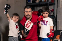 TITLE Boxing Youth 4 oz Bag Gloves – Black/Red Synthetic Leather Training Mitts -Title Boxing Store a7301049 ytbbg