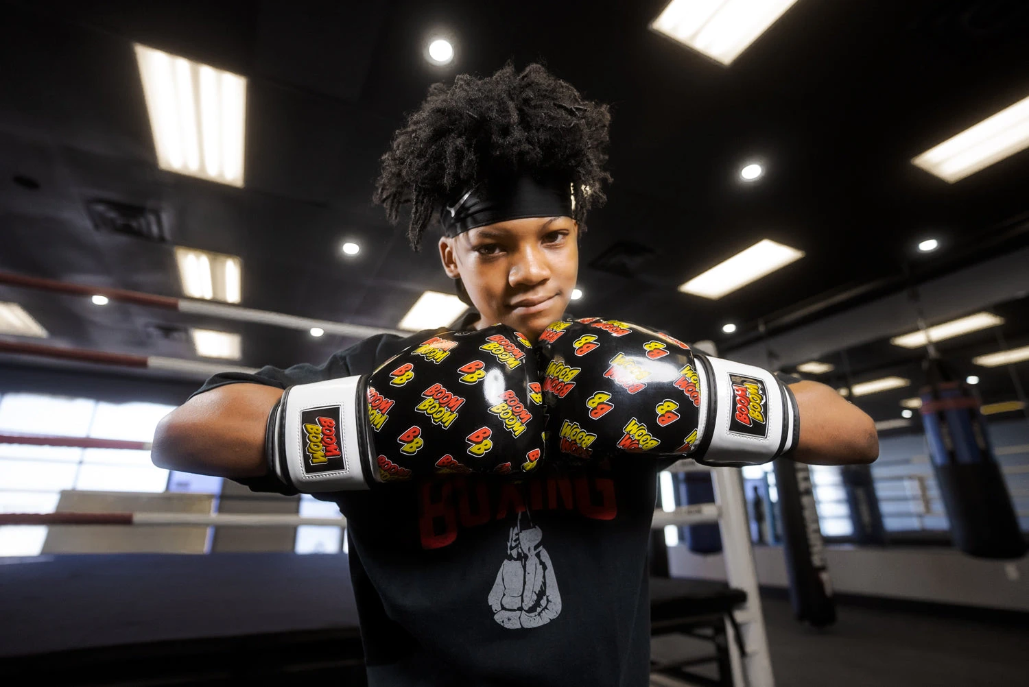 BOOM BOOM Boxing Striker Youth 3.0 Training Gloves β White and Gold Injected Molded Foam Gear 2 BOOM BOOM Boxing Striker Youth 3.0 Training Gloves β White and Gold Injected Molded Foam Gear - Image 2