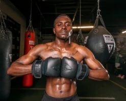 TITLE Black Old School Leather Pro Bag Gloves 13 TITLE Black Old School Leather Pro Bag Gloves -Title Boxing Store bktbg bk 3