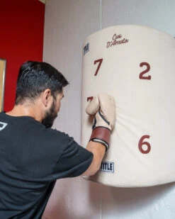 TITLE Boxing Cus D’Amato Willie Heavy Bag 11 TITLE Boxing Cus D’Amato Willie Heavy Bag -Title Boxing Store cdwb 3