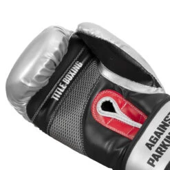TITLE Boxing Fight Back Boxing Gloves -Title Boxing Store fbbg gr 05