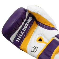 TITLE Boxing Gel World V2T Bag Gloves 27 TITLE Boxing Gel World V2T Bag Gloves -Title Boxing Store gtwbgv2t pr wh gd 05