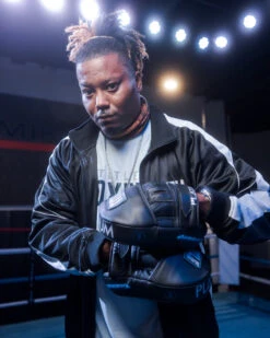 TITLE Platinum Punch Mitts 2.0 - Black/Silver Curved Genuine Leather Coaching Pads 14 TITLE Platinum Punch Mitts 2.0 - Black/Silver Curved Genuine Leather Coaching Pads -Title Boxing Store ppm2 1 2