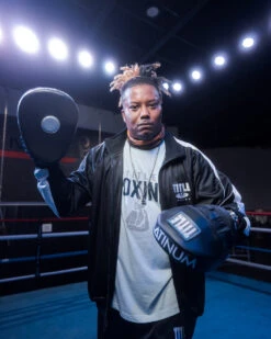 TITLE Platinum Punch Mitts 2.0 - Black/Silver Curved Genuine Leather Coaching Pads 15 TITLE Platinum Punch Mitts 2.0 - Black/Silver Curved Genuine Leather Coaching Pads -Title Boxing Store ppm2 2