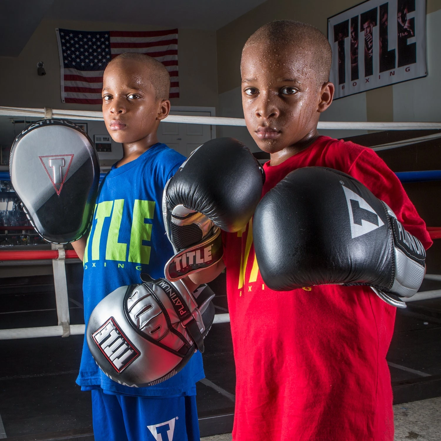 TITLE Platinum Proclaim Power Punch Mitts 6 TITLE Platinum Proclaim Power Punch Mitts - Image 6