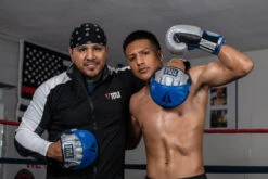 TITLE Platinum Perilous Micro Palm Mitts β Genuine Full Grain Cowhide Leather Professional Punch Mitts 14 TITLE Platinum Perilous Micro Palm Mitts β Genuine Full Grain Cowhide Leather Professional Punch Mitts -Title Boxing Store ppsmpm 2