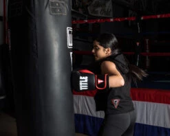 TITLE Boxing Dynamic Strike Heavy Bag Gloves 26 TITLE Boxing Dynamic Strike Heavy Bag Gloves -Title Boxing Store xdbg bkrd